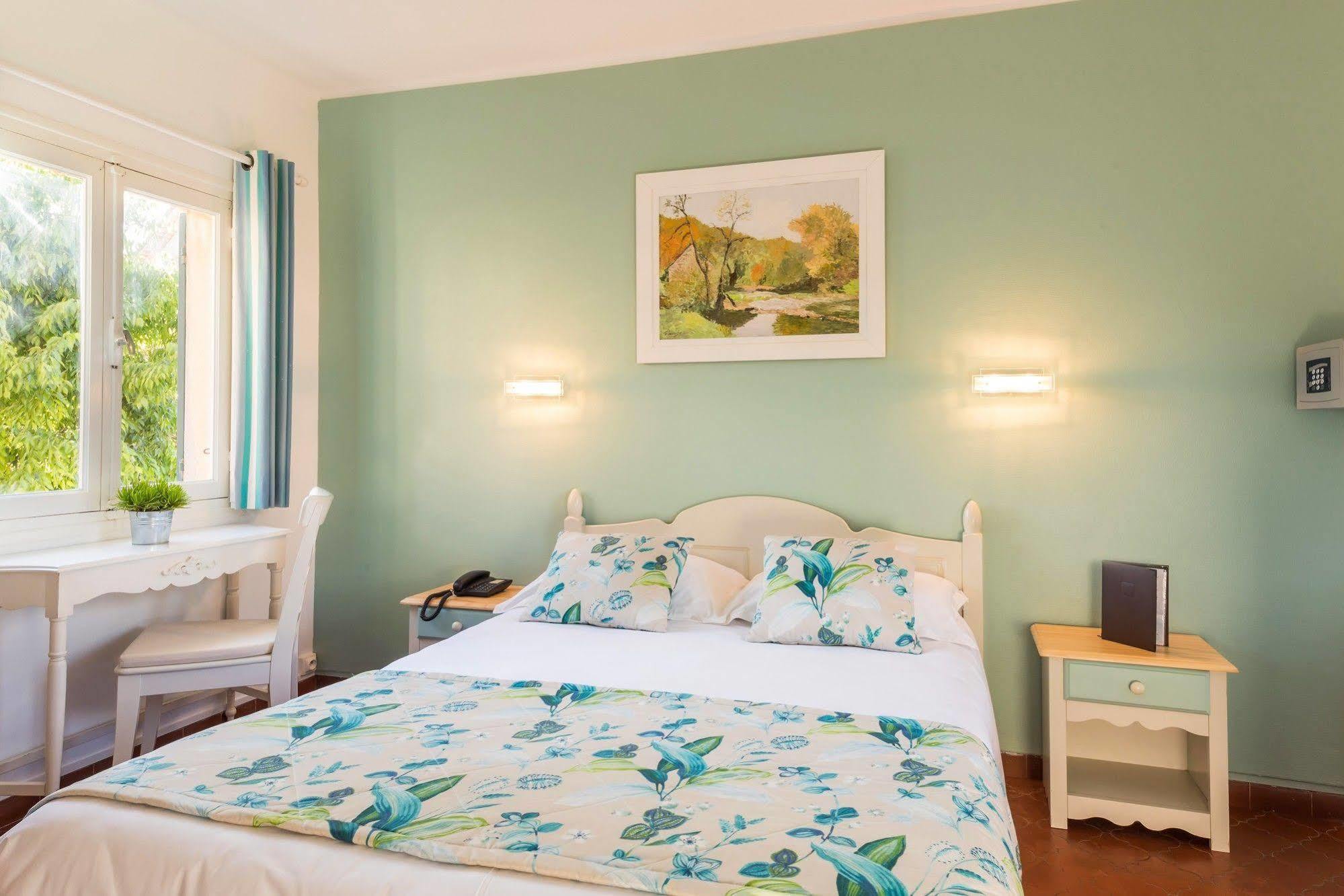 Mas Djoliba Hotel 3*